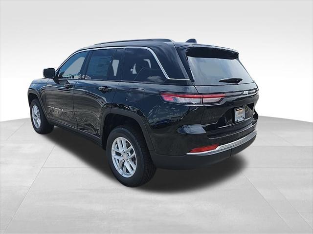 new 2025 Jeep Grand Cherokee car, priced at $38,702