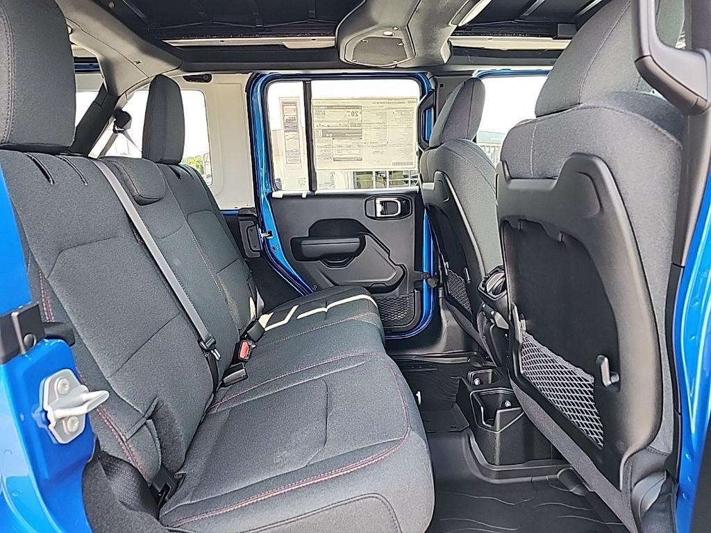 new 2025 Jeep Wrangler car, priced at $59,427