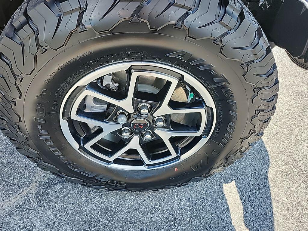 new 2025 Jeep Wrangler car, priced at $59,427