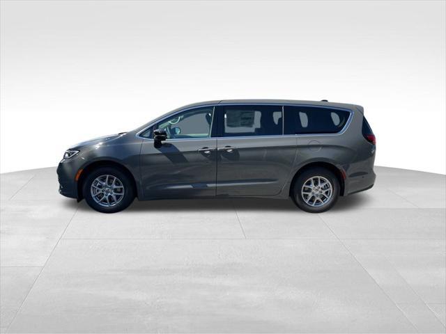 new 2024 Chrysler Pacifica car, priced at $41,190