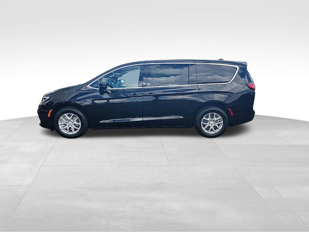 new 2026 Chrysler Pacifica car, priced at $41,219