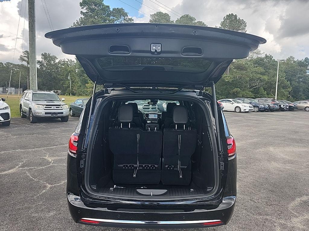 new 2026 Chrysler Pacifica car, priced at $41,219