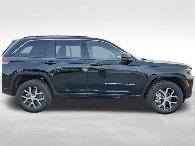 new 2025 Jeep Grand Cherokee car, priced at $47,730