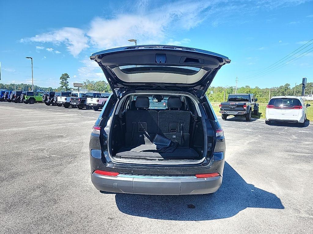 used 2022 Jeep Grand Cherokee L car, priced at $31,995