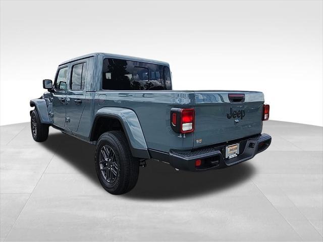 new 2025 Jeep Gladiator car, priced at $44,973