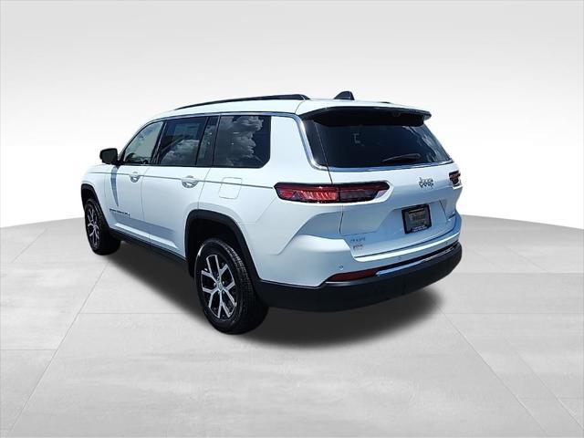 new 2025 Jeep Grand Cherokee car, priced at $48,043