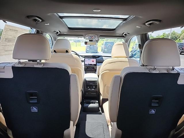new 2025 Jeep Grand Cherokee car, priced at $48,043