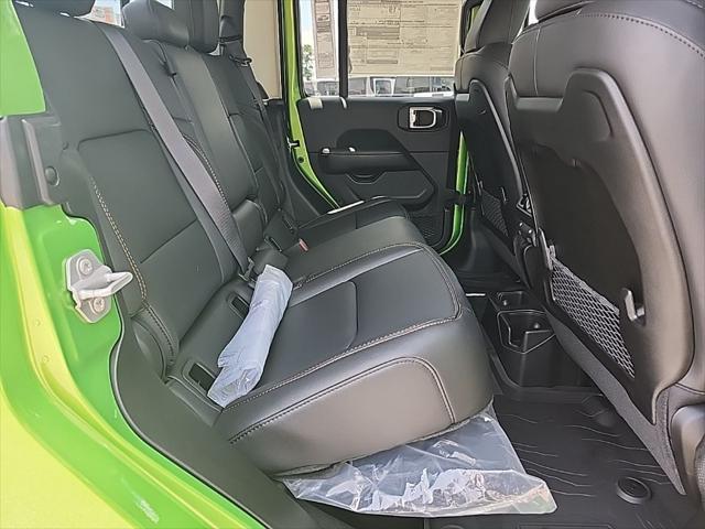 new 2025 Jeep Gladiator car, priced at $45,208