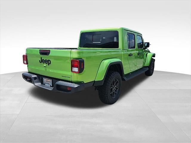 new 2025 Jeep Gladiator car, priced at $45,208