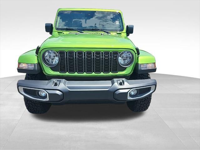 new 2025 Jeep Gladiator car, priced at $45,208