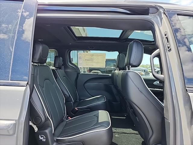 new 2025 Chrysler Pacifica car, priced at $50,634