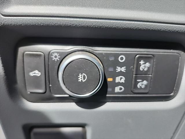 used 2022 Ford F-150 car, priced at $32,500