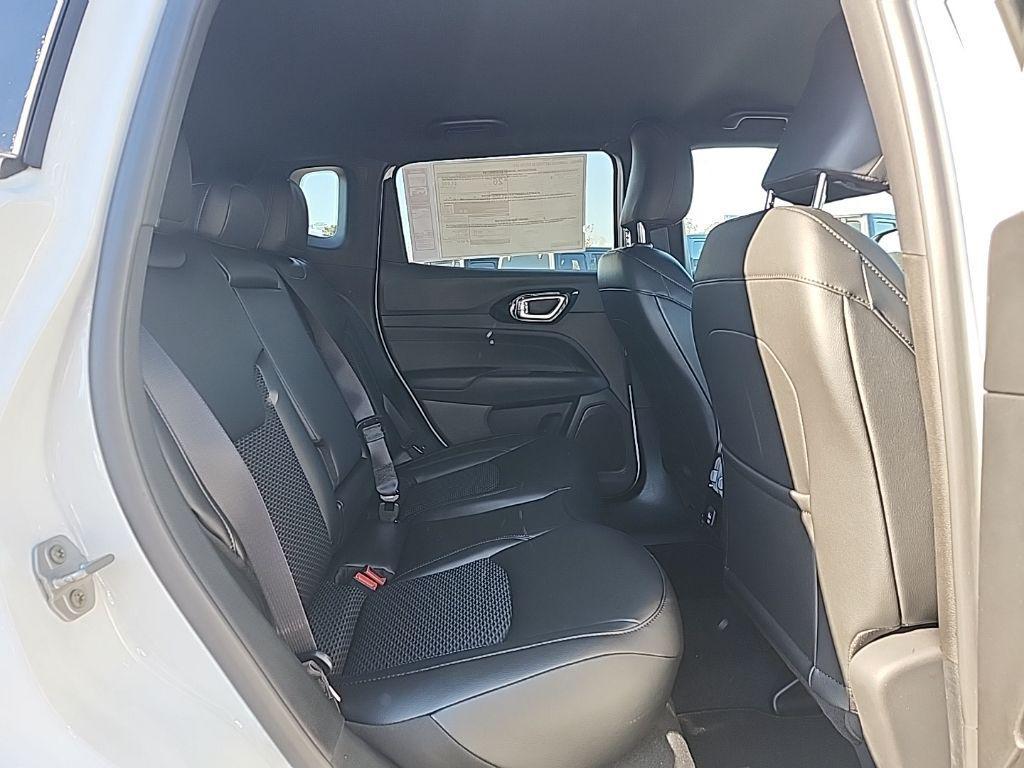 new 2026 Jeep Compass car, priced at $29,985