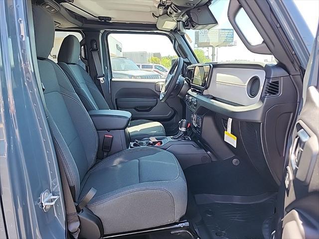 new 2025 Jeep Gladiator car, priced at $45,201