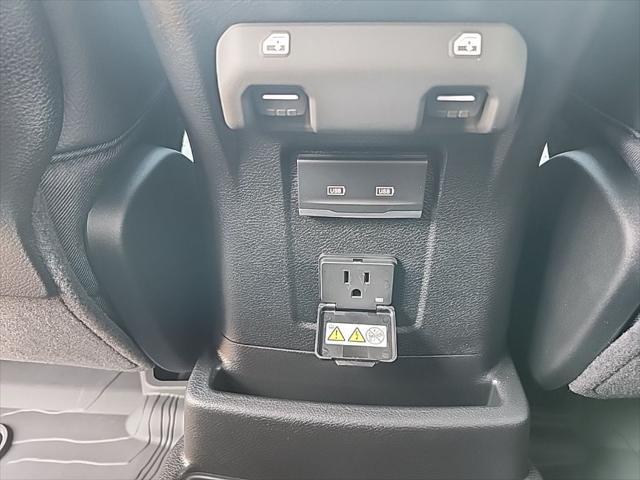 new 2025 Jeep Wrangler car, priced at $51,202