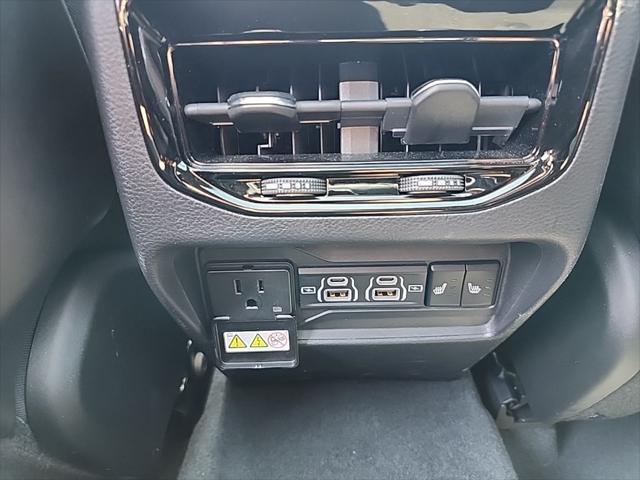 used 2023 Jeep Grand Cherokee car, priced at $39,495