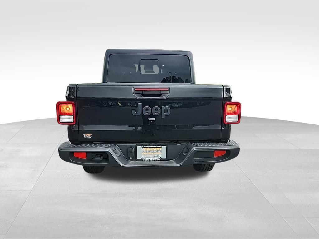 new 2025 Jeep Gladiator car, priced at $42,607