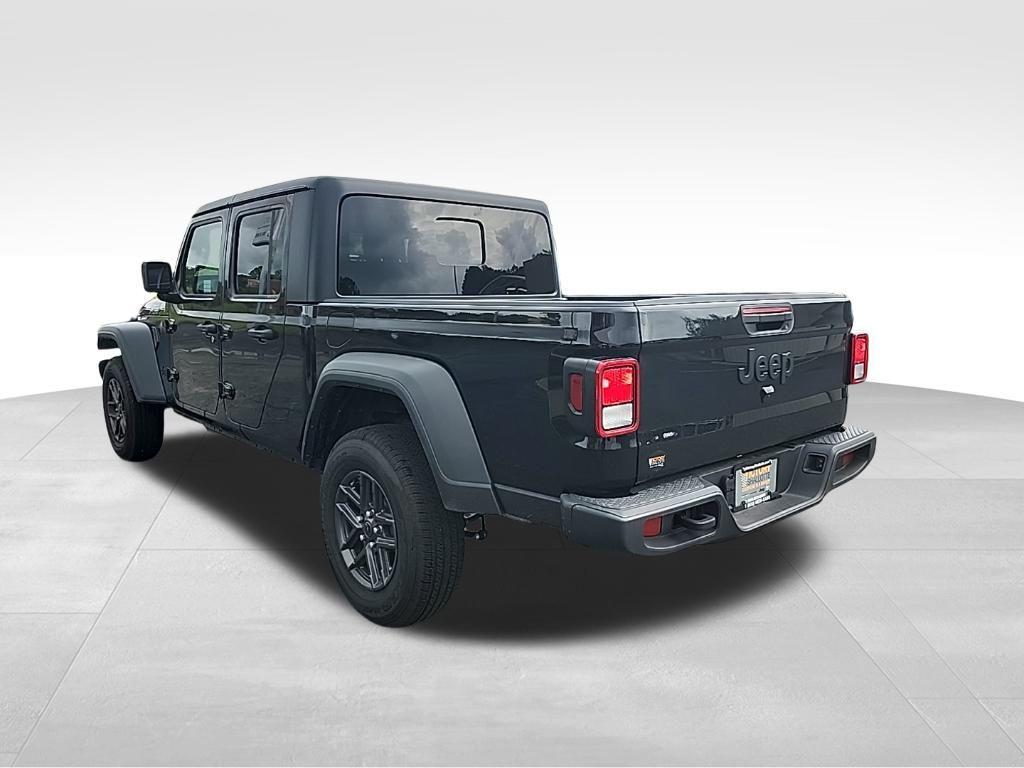 new 2025 Jeep Gladiator car, priced at $42,607