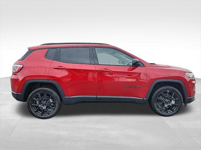 new 2025 Jeep Compass car, priced at $29,355