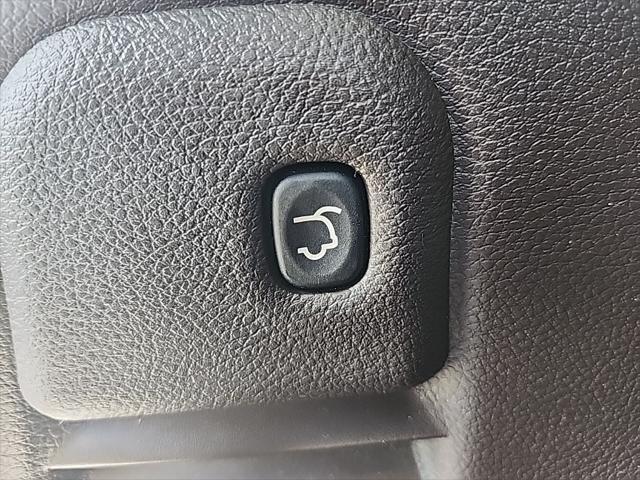 used 2019 Jeep Grand Cherokee car, priced at $25,695
