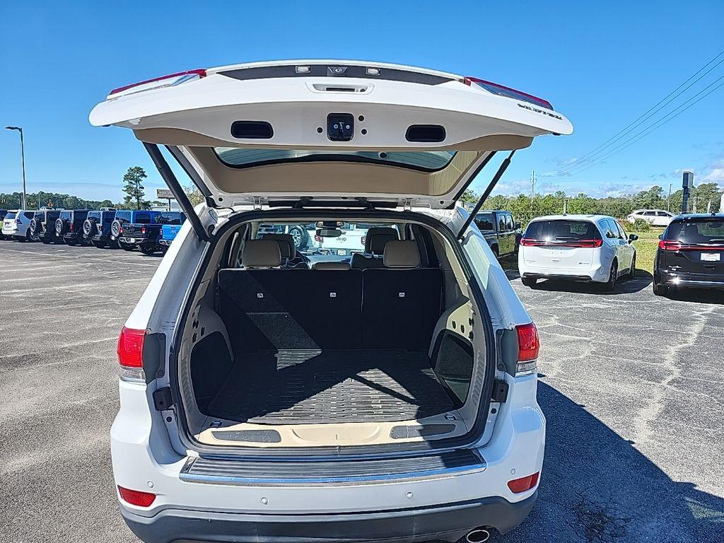 used 2018 Jeep Grand Cherokee car, priced at $15,995