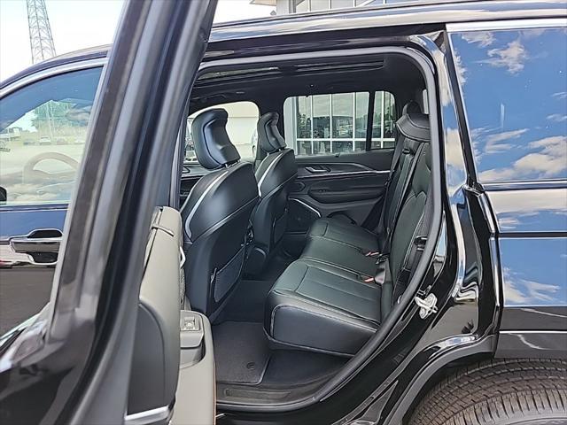 new 2025 Jeep Grand Cherokee car, priced at $61,541