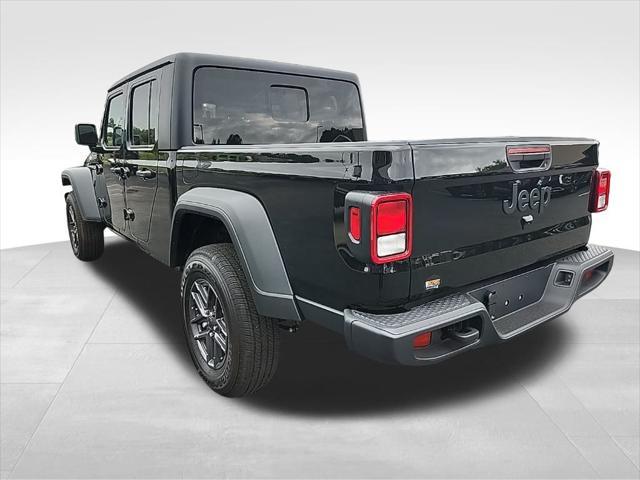 new 2025 Jeep Gladiator car, priced at $42,184
