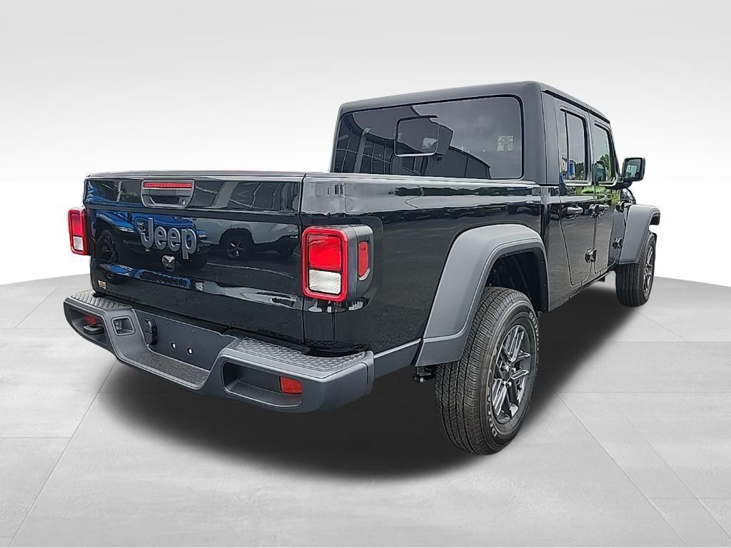 new 2025 Jeep Gladiator car, priced at $42,607