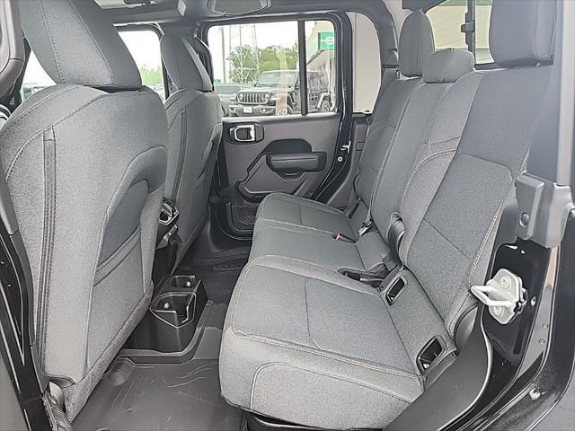 new 2025 Jeep Gladiator car, priced at $42,184