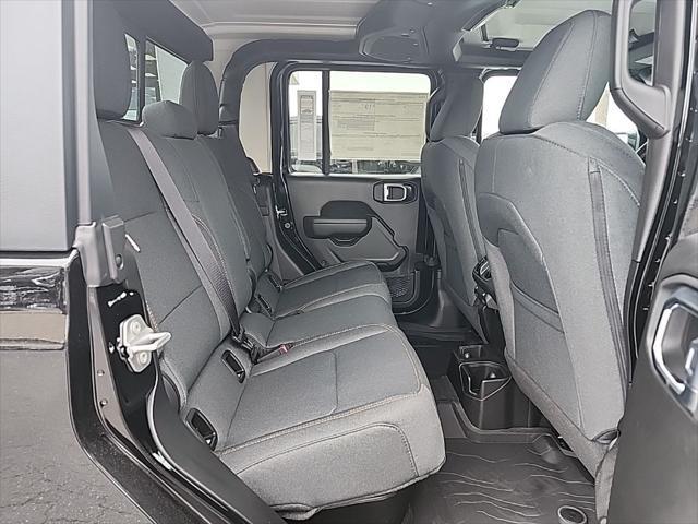 new 2025 Jeep Gladiator car, priced at $42,184