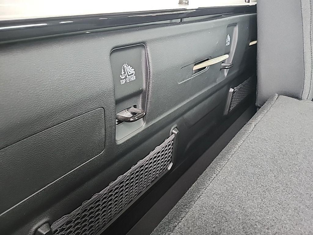 new 2025 Jeep Gladiator car, priced at $42,607