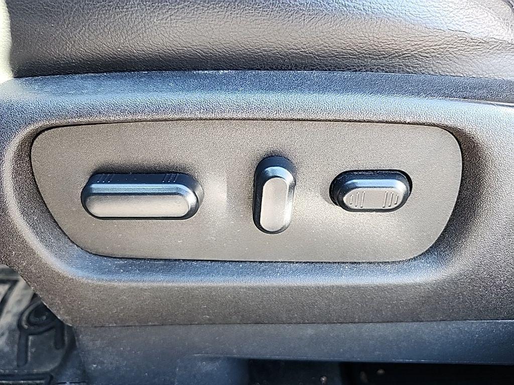 used 2015 Ford Explorer car, priced at $13,895