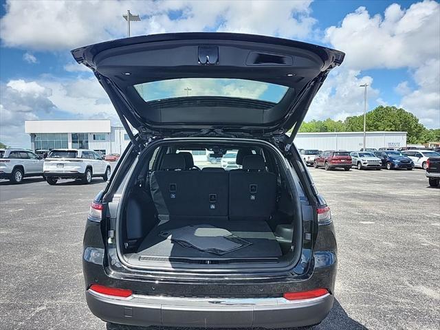 new 2025 Jeep Grand Cherokee car, priced at $41,415