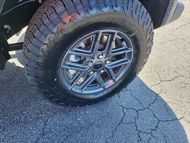 new 2025 Jeep Wrangler car, priced at $47,405