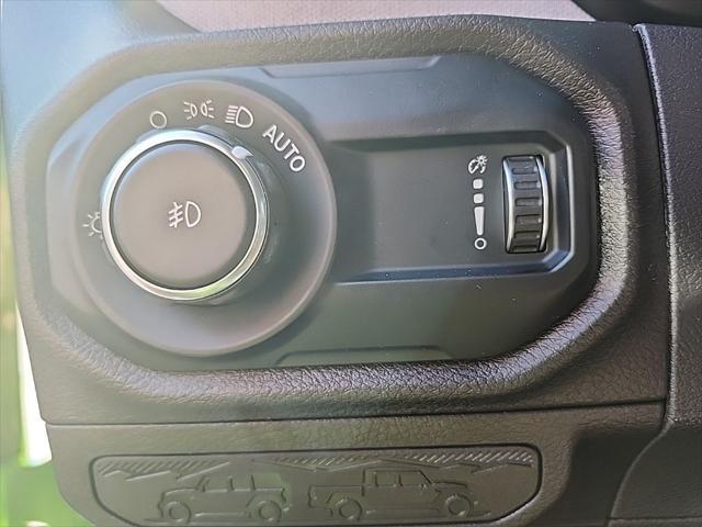 new 2025 Jeep Wrangler car, priced at $47,405