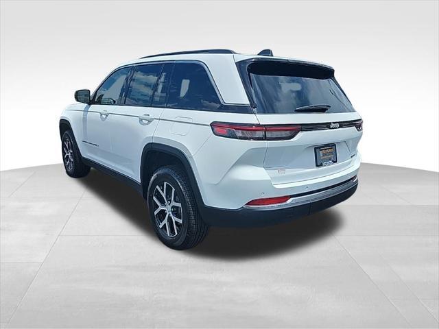 new 2025 Jeep Grand Cherokee car, priced at $37,968