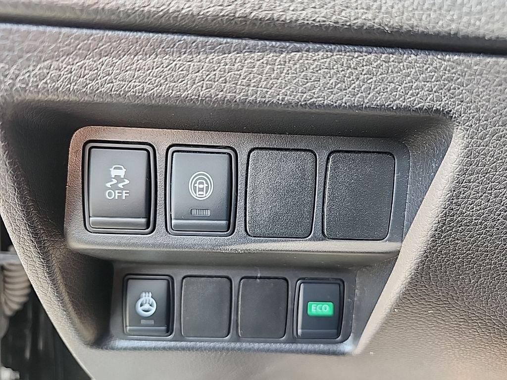 used 2018 Nissan Rogue Sport car, priced at $15,395