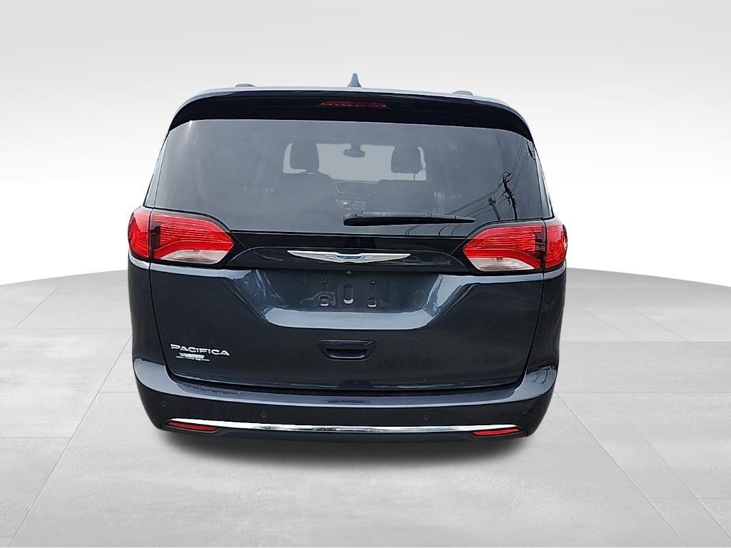 used 2020 Chrysler Pacifica car, priced at $15,674