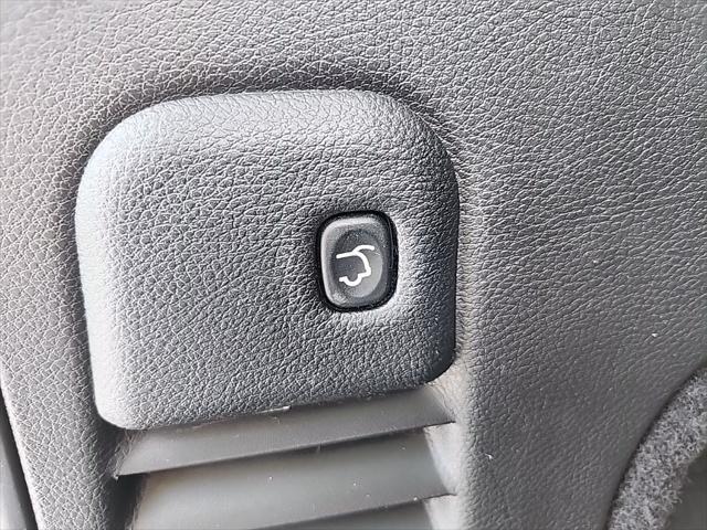 used 2019 Jeep Grand Cherokee car, priced at $17,495