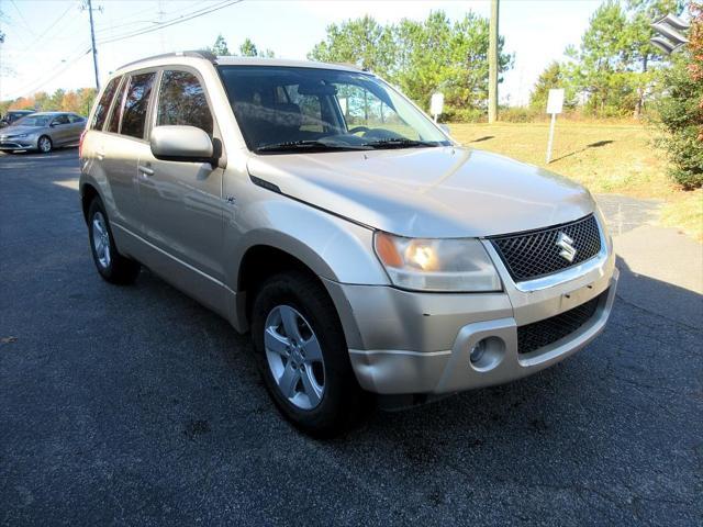 used 2006 Suzuki Grand Vitara car, priced at $6,500