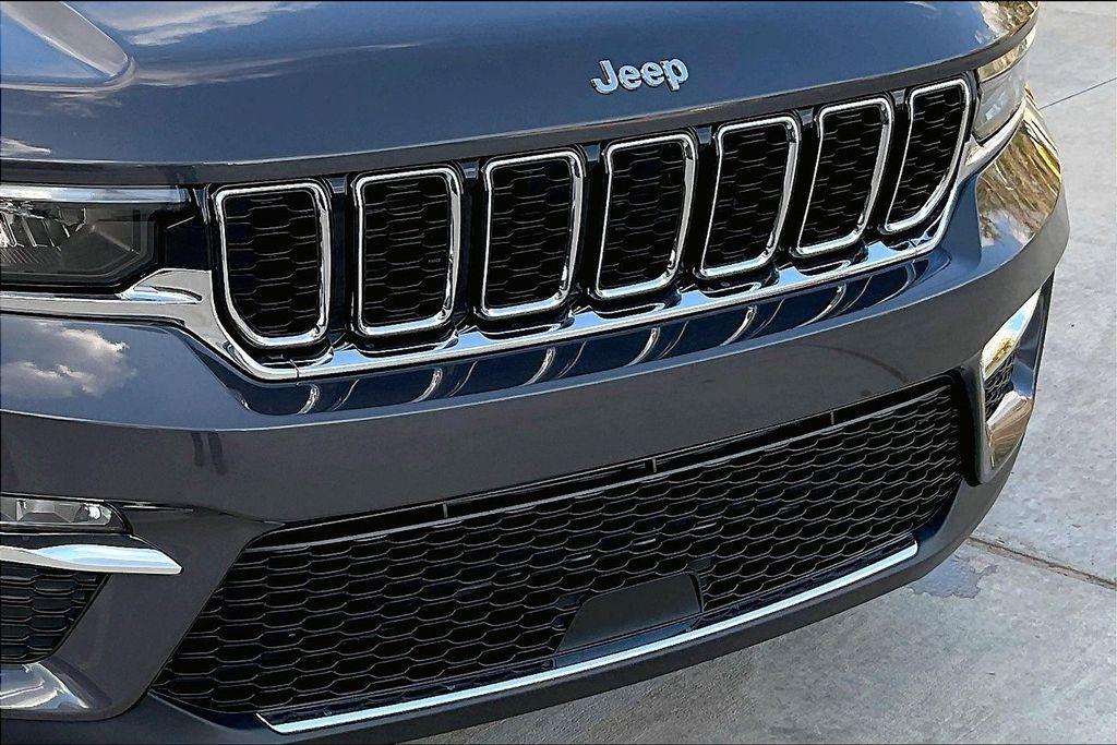 new 2024 Jeep Grand Cherokee car, priced at $44,499