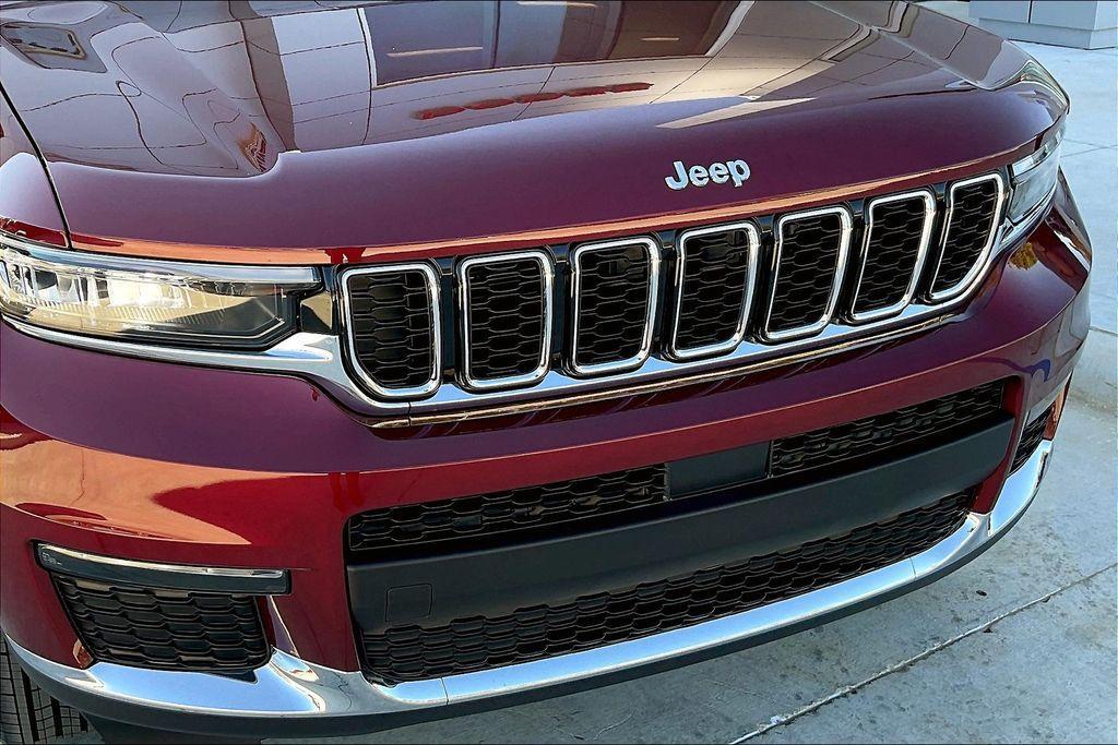 new 2024 Jeep Grand Cherokee L car, priced at $46,099