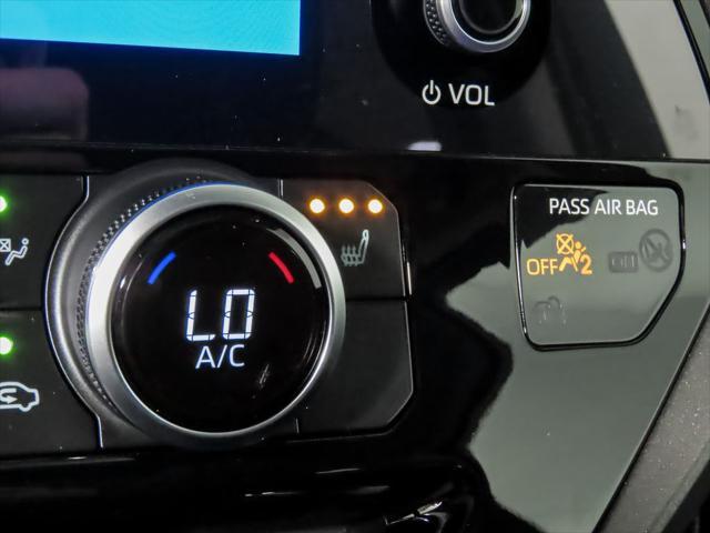 new 2025 Toyota Highlander car, priced at $47,822
