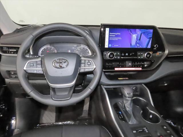 new 2025 Toyota Highlander car, priced at $47,822