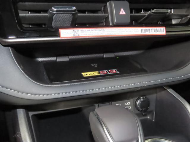 new 2025 Toyota Highlander car, priced at $47,822