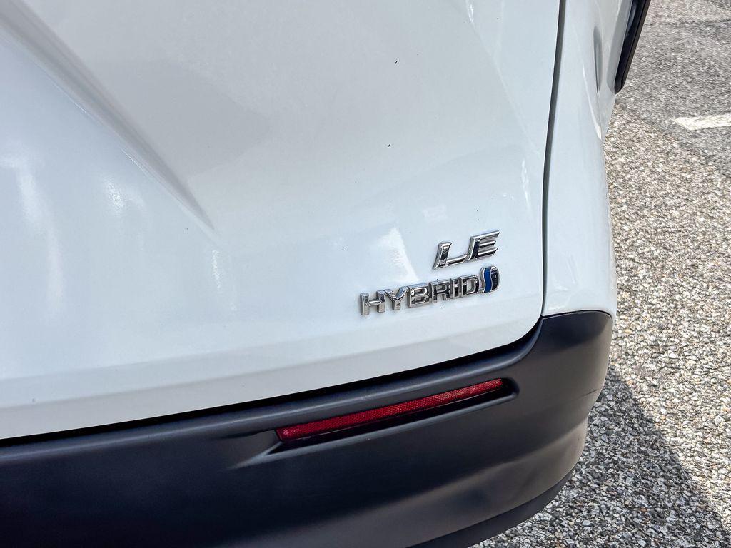 used 2023 Toyota Sienna car, priced at $31,900