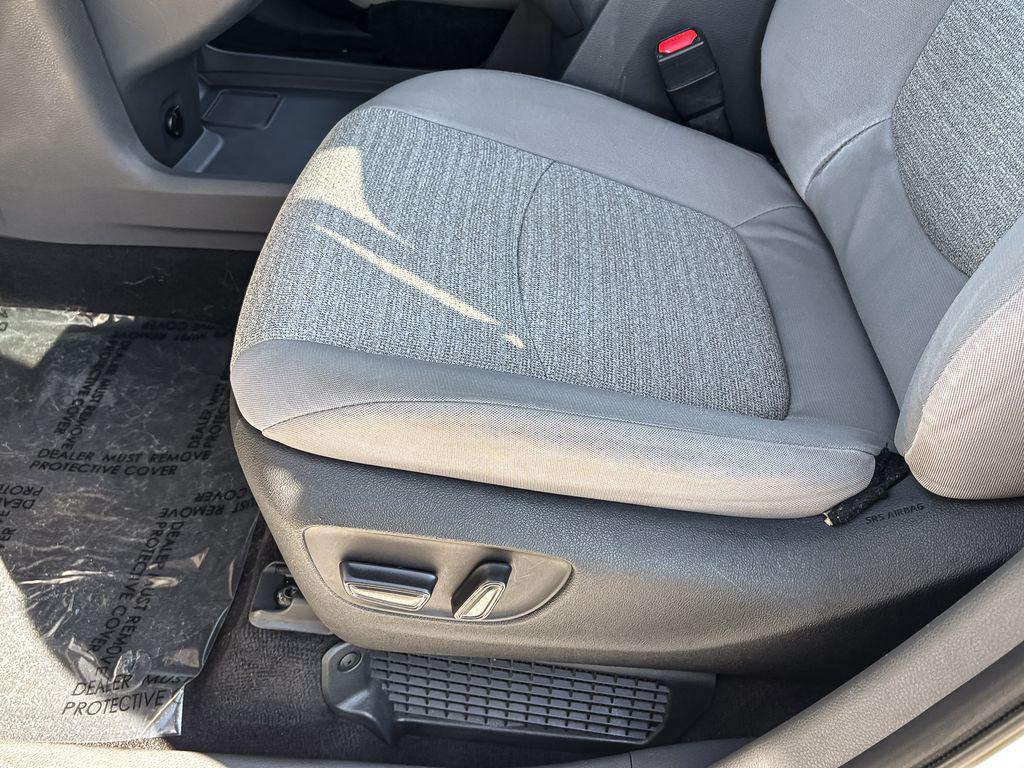 used 2023 Toyota Sienna car, priced at $31,900