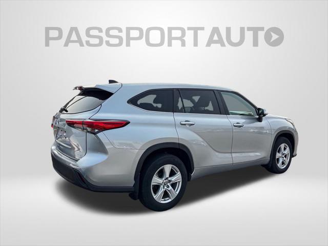 used 2023 Toyota Highlander car, priced at $33,000