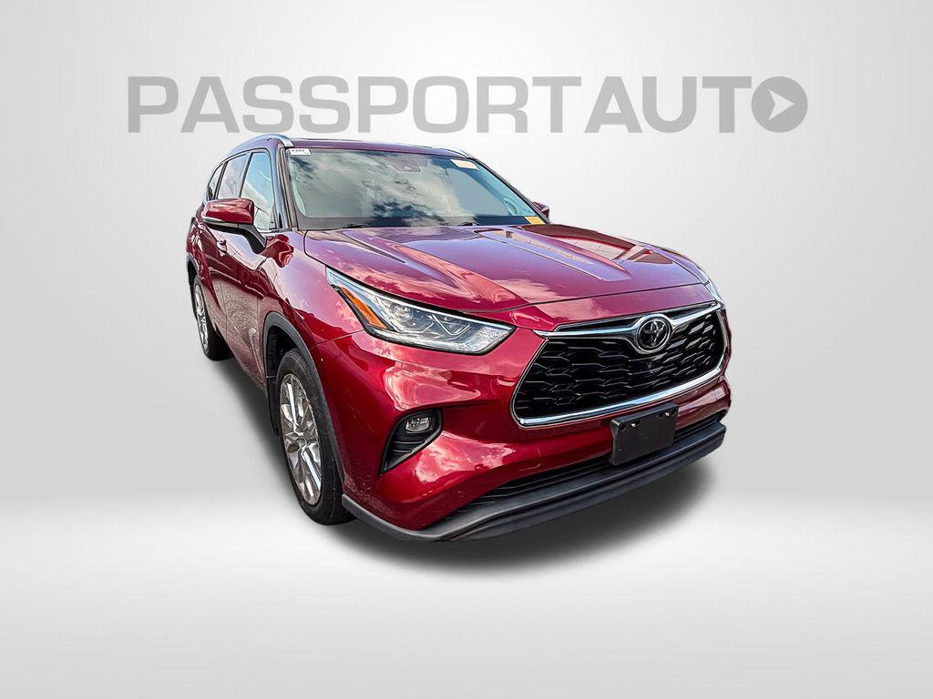 used 2020 Toyota Highlander car, priced at $34,839