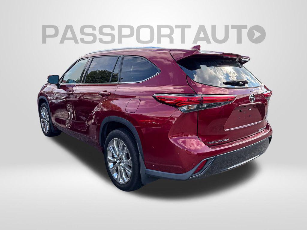 used 2020 Toyota Highlander car, priced at $34,839